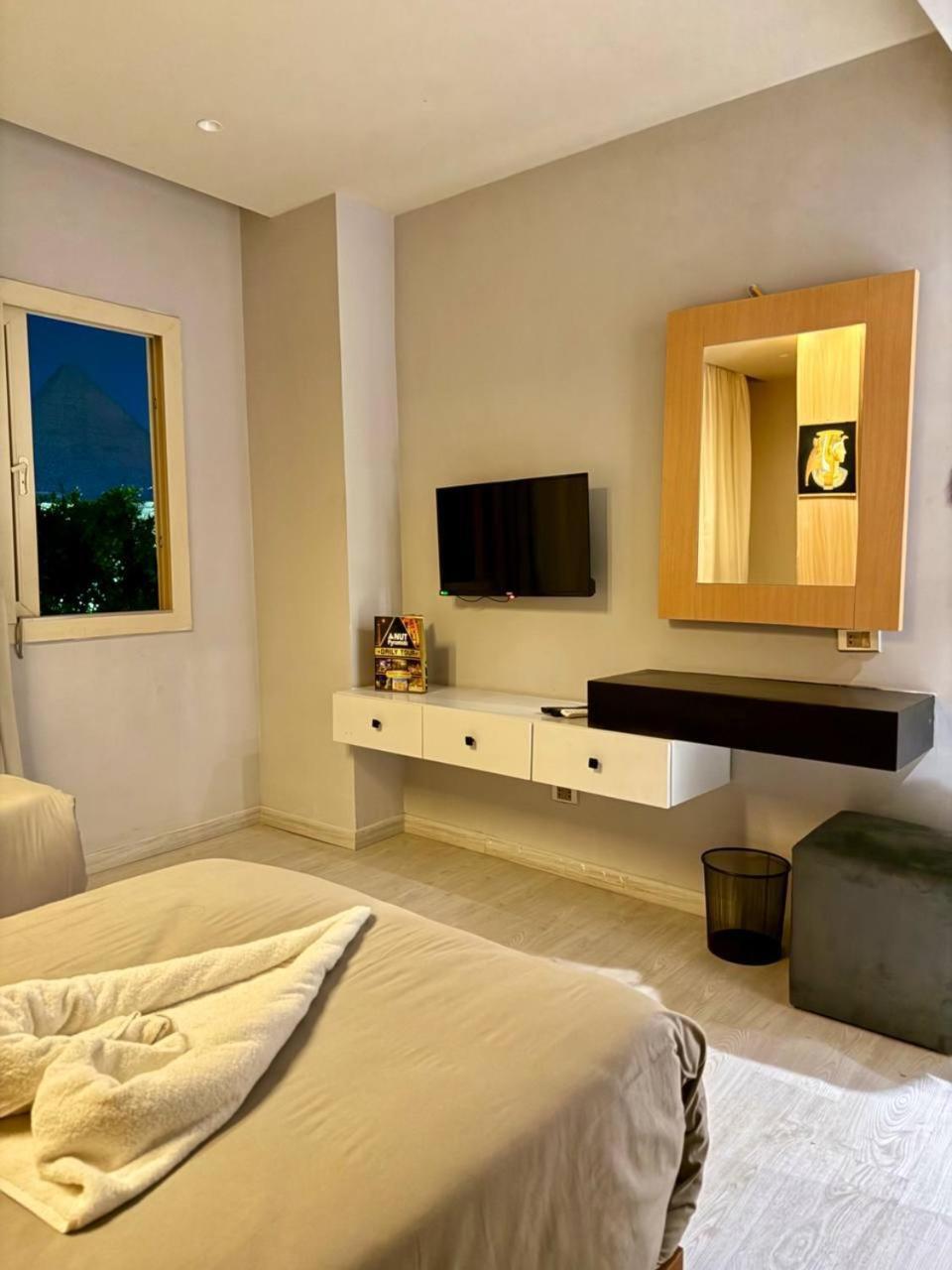 Horus Pyramids View 4*