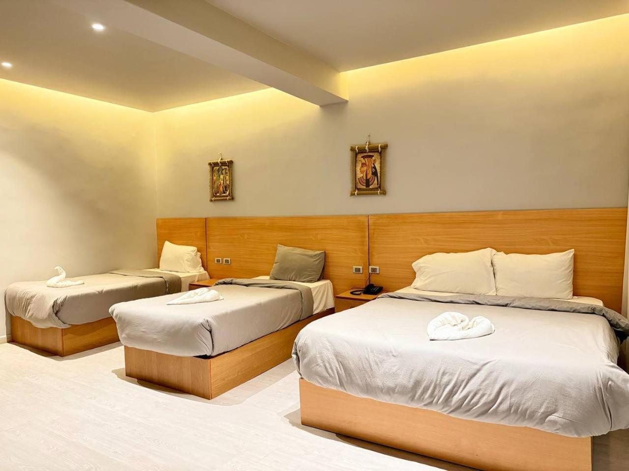 Horus Pyramids View Hotel 4*