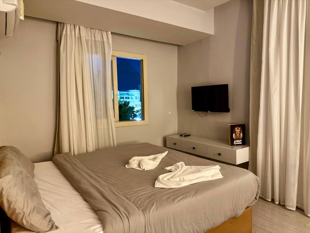 Horus Pyramids View Hotel 4*